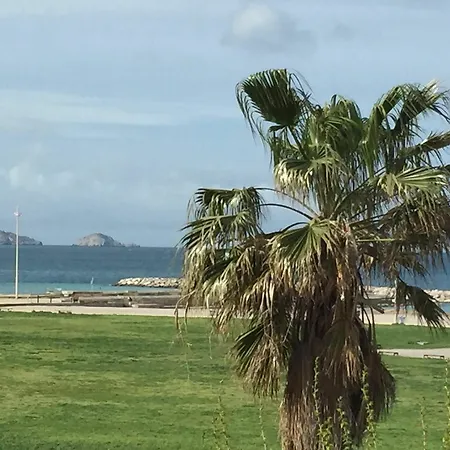 With One Bedroom In Marseille, With Wonderful Sea View And W Apartman Marseille